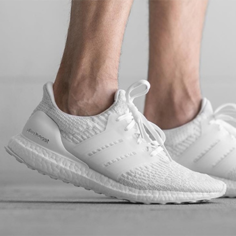NWT Adidas Men's Triple White 3.0 Ultraboosts